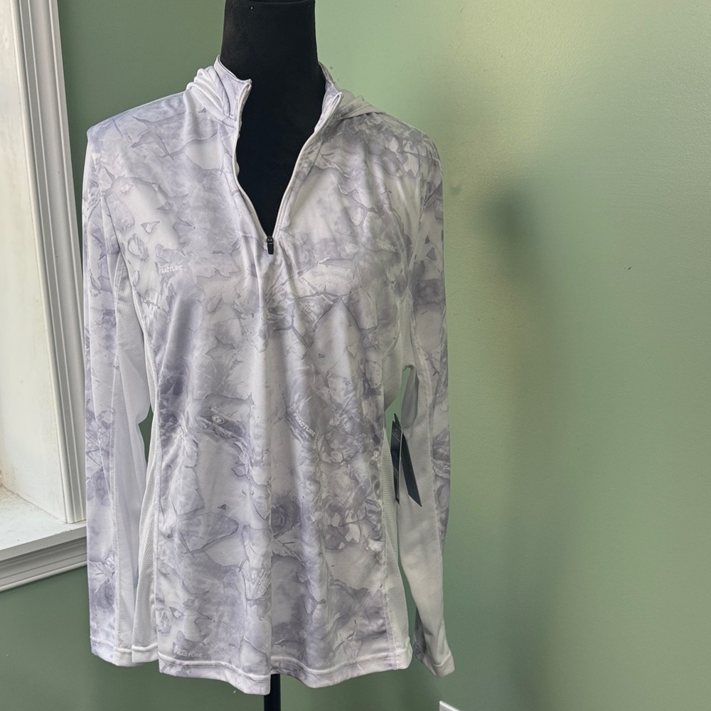 NWT Huk white and gray sun shirt hoodie XL